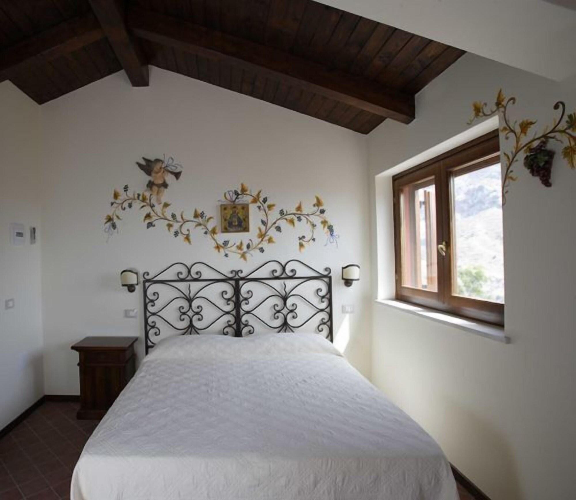 Hostal Casale Di Caterina Taormina Exterior foto