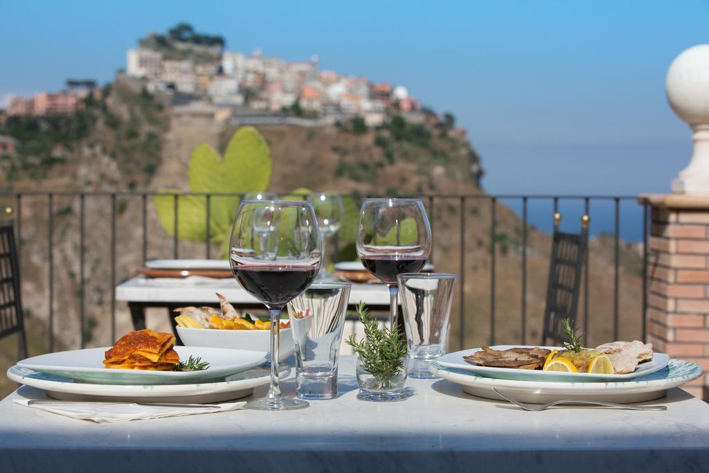 Hostal Casale Di Caterina Taormina Exterior foto
