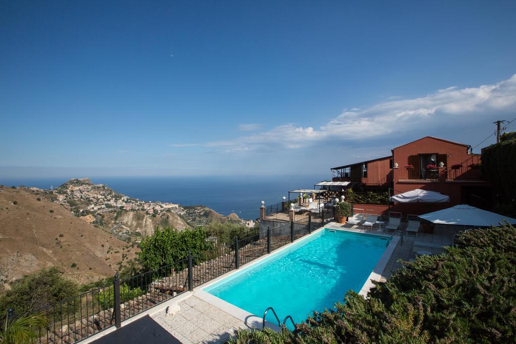 Hostal Casale Di Caterina Taormina Exterior foto